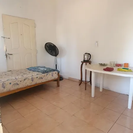 Casa a 3 cuadras del balneario playas de oro-2